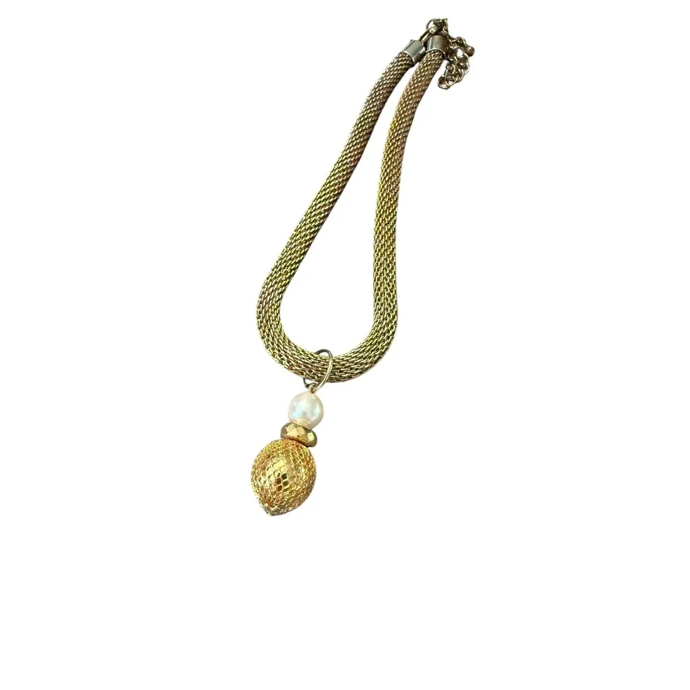 Vintage‎ Gold Tone Mesh Chain Necklace Pearl Cage Drop Pendant Adjustable